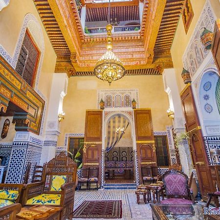 Riad Mama H&K Meknès Екстериор снимка