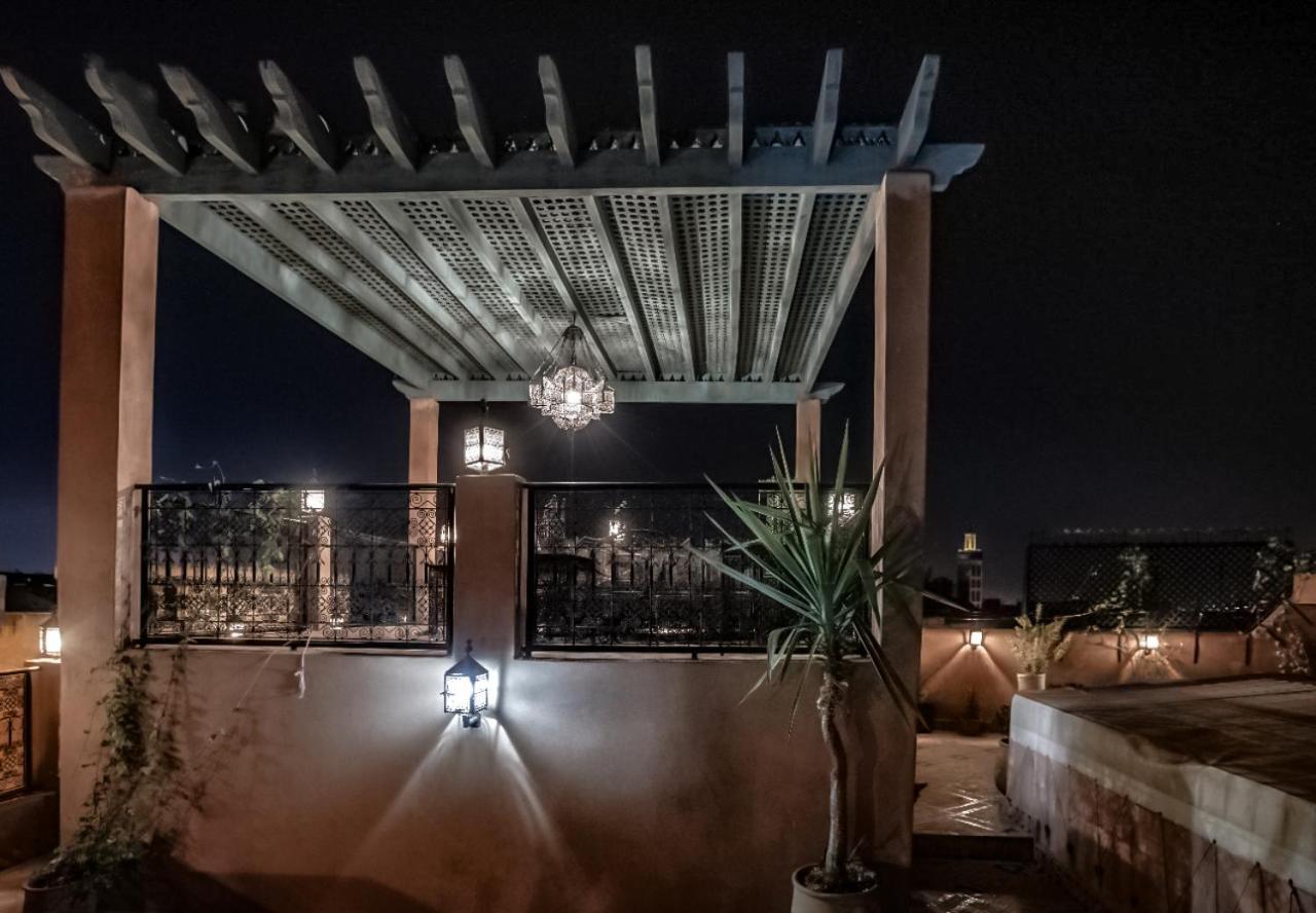 Riad Mama H&K Meknès Екстериор снимка