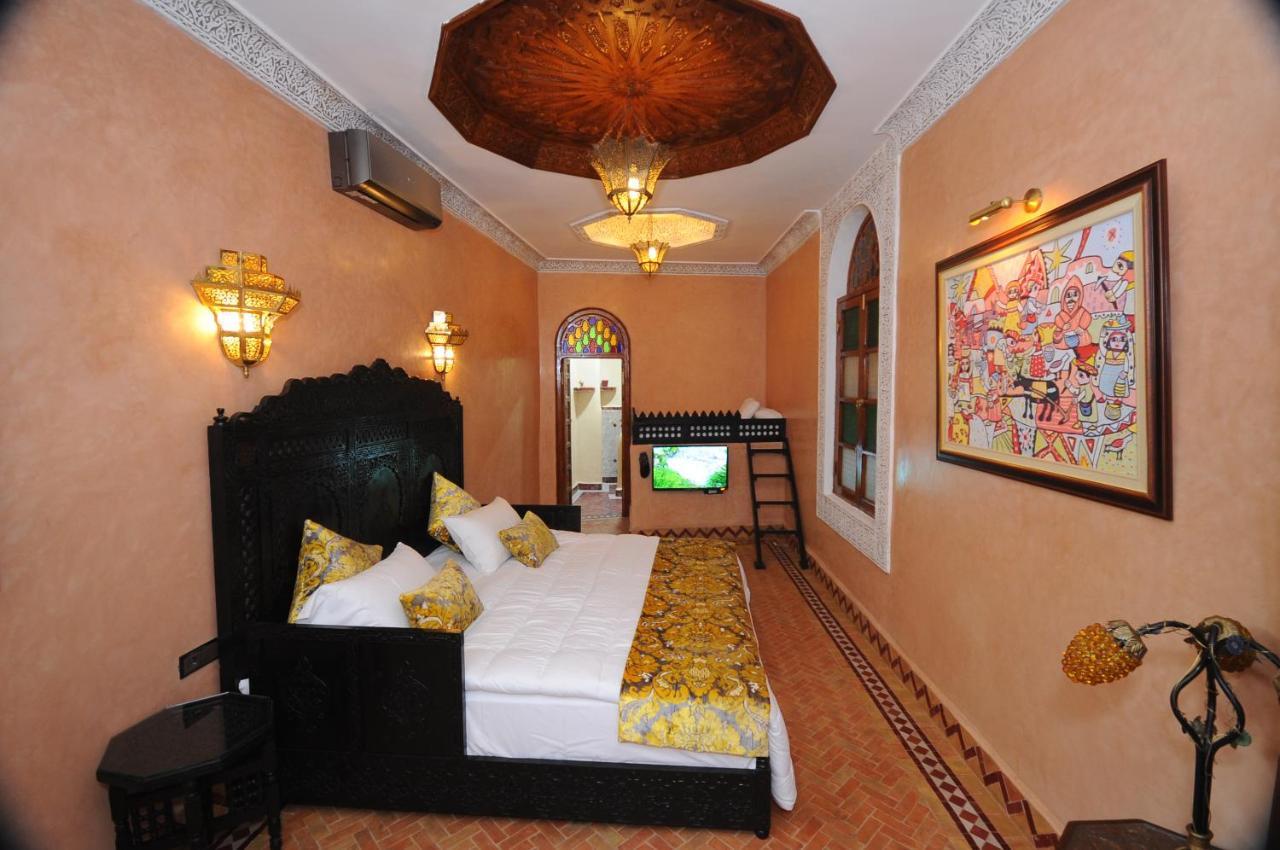 Riad Mama H&K Meknès Екстериор снимка