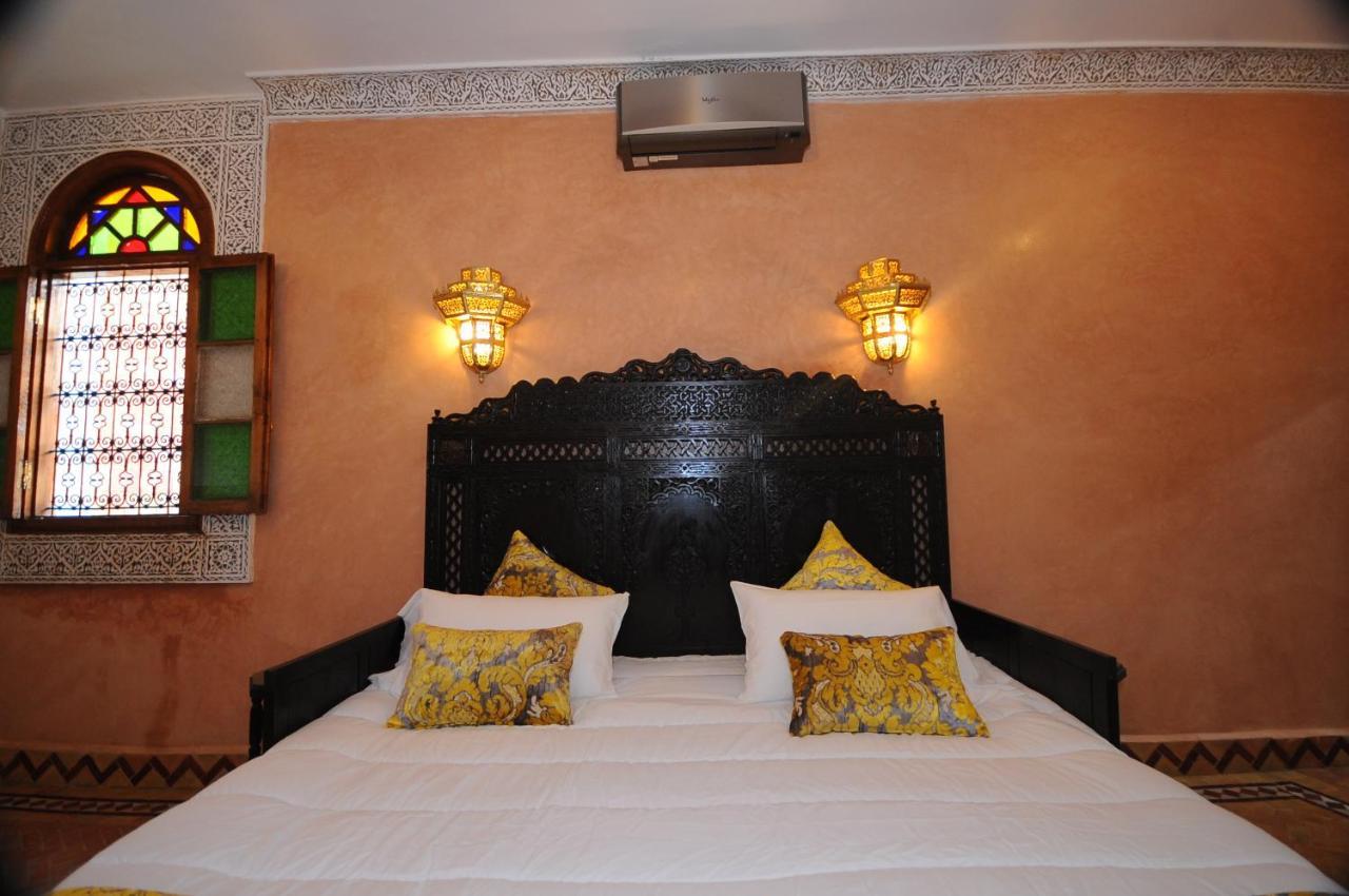 Riad Mama H&K Meknès Екстериор снимка