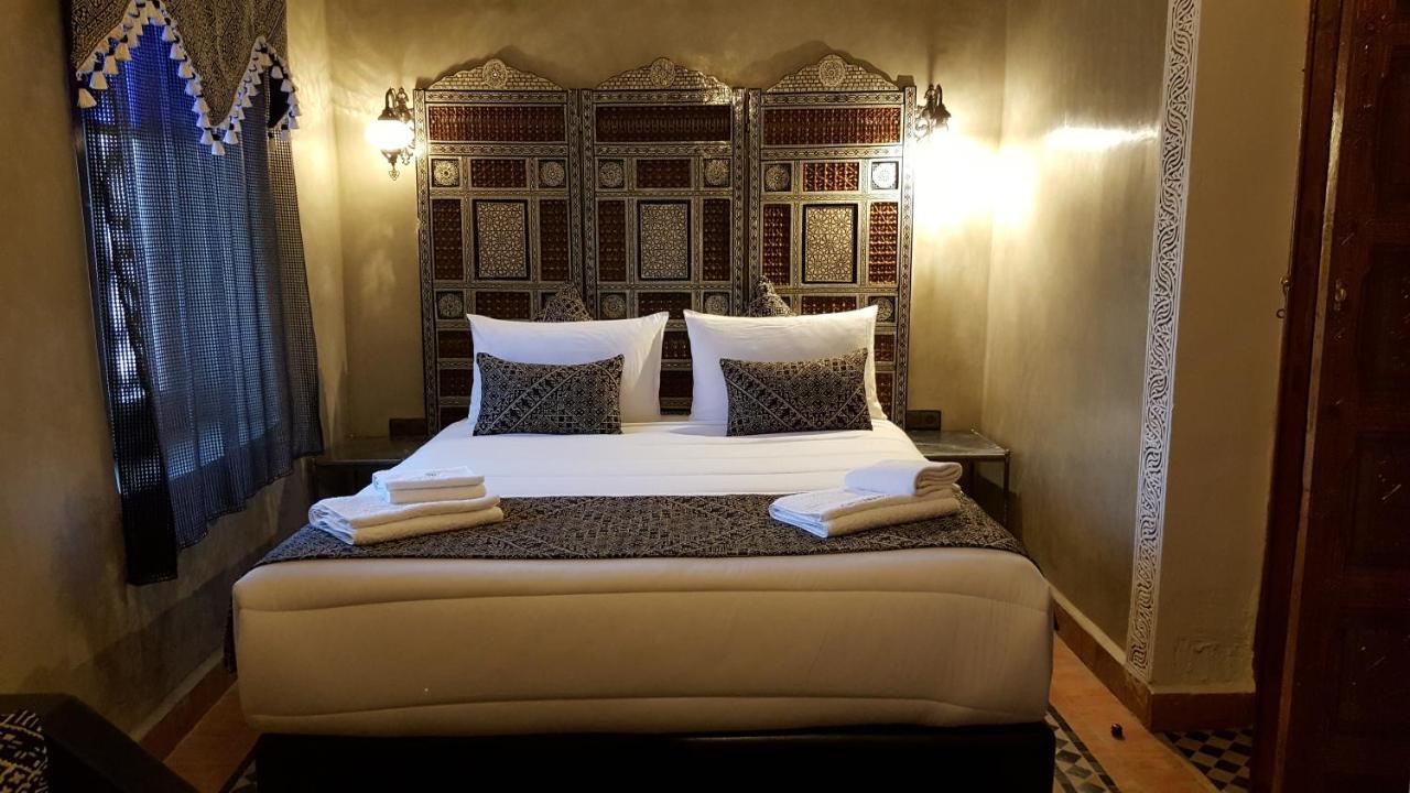 Riad Mama H&K Meknès Екстериор снимка