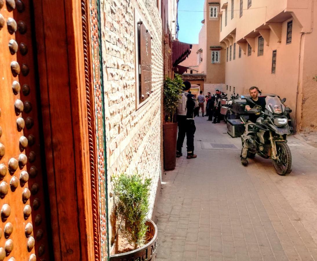 Riad Mama H&K Meknès Екстериор снимка