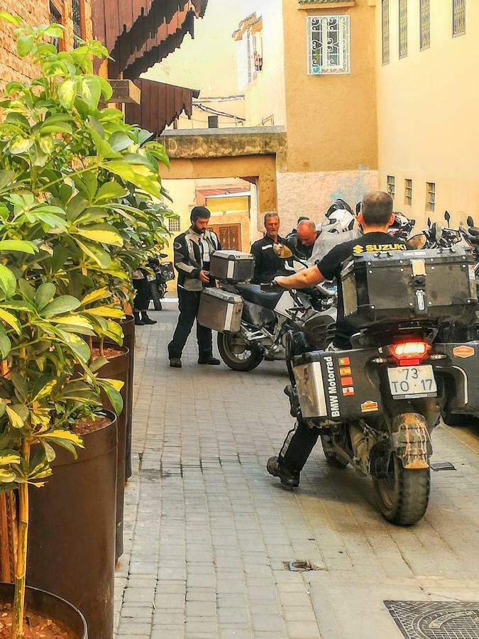 Riad Mama H&K Meknès Екстериор снимка